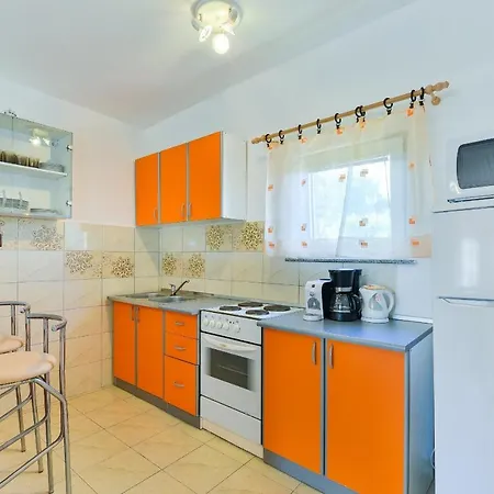 Apartment With Parking Space - 18605 *